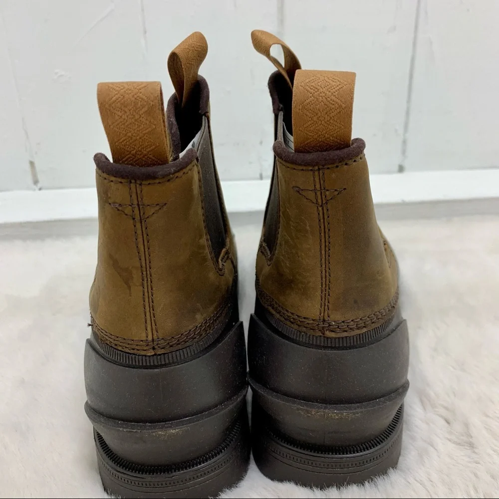 SOLD! Ugg Gatson Chelsea Boot - Picture 6 of 15